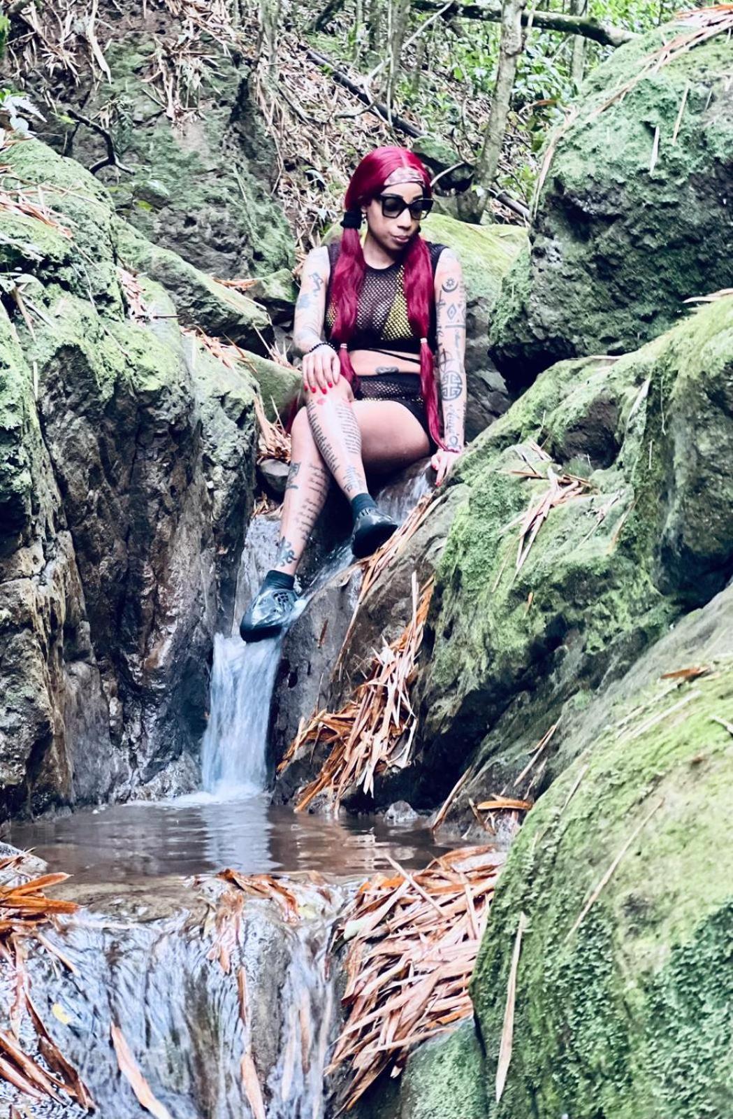 Whispering Waters Nature'S Cottage 金斯敦 外观 照片